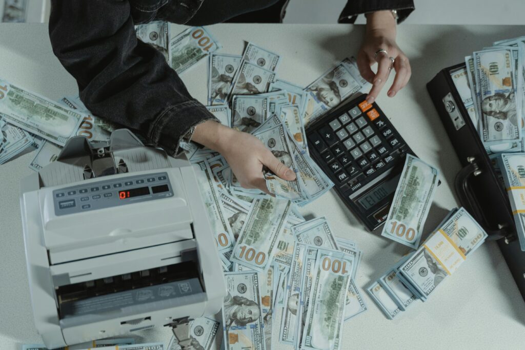 100 dollars using ai